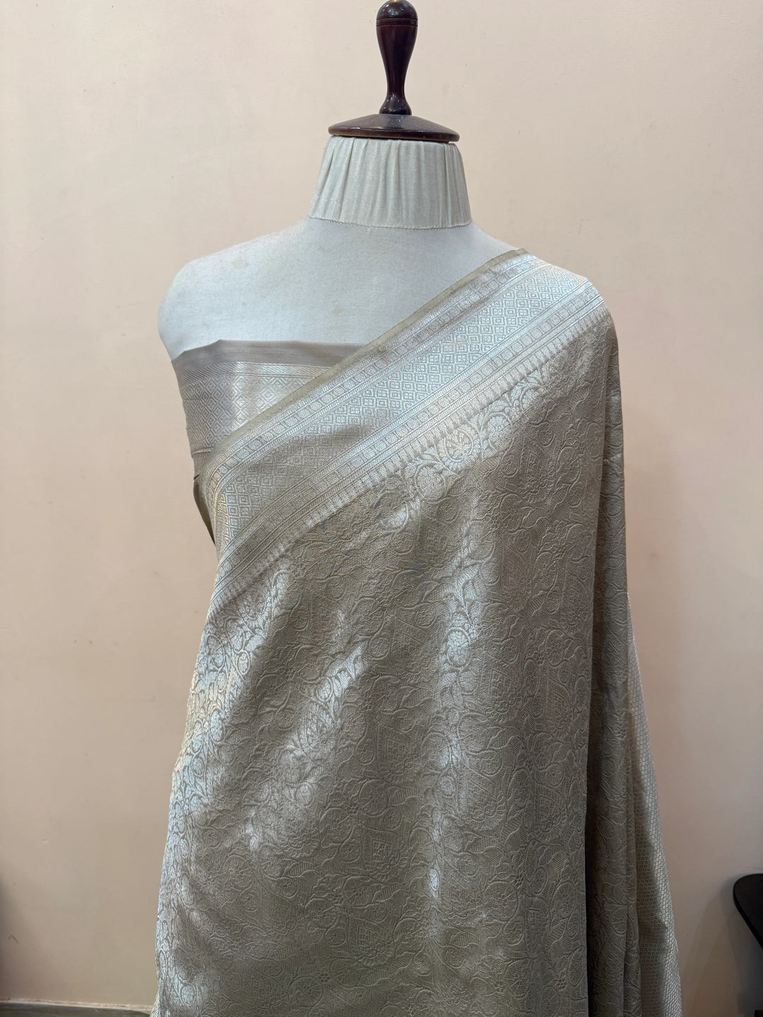 Grey Pure Katan silk Handloom Banarasi Saree