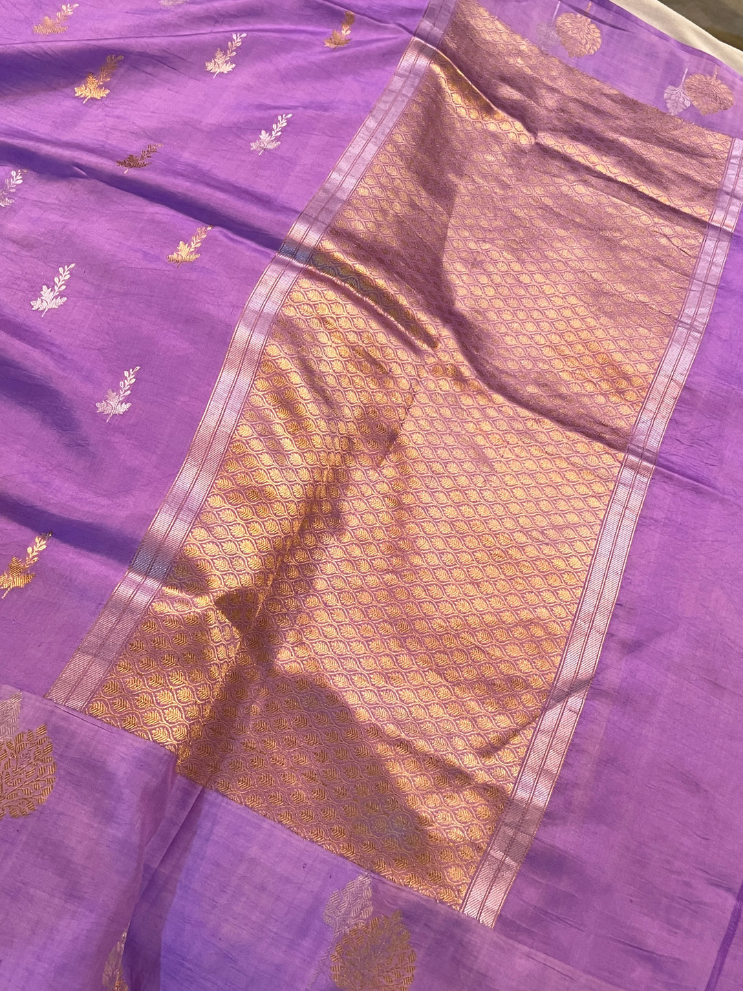 Lavender Pure Silk Handloom Banarasi Saree