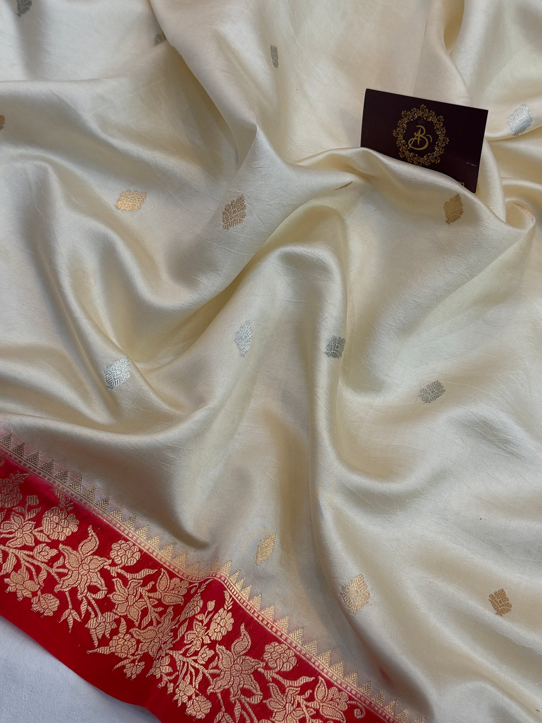 Cream Pure Silk Handloom Banarasi Saree