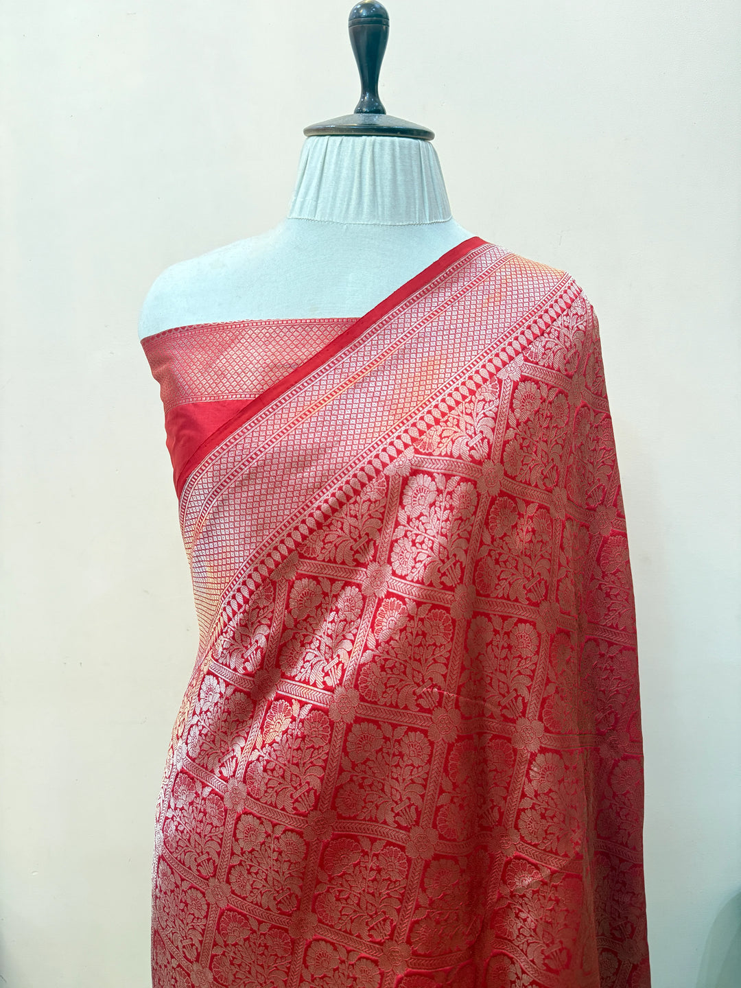 Red Pure Katan silk Handloom Banarasi Saree