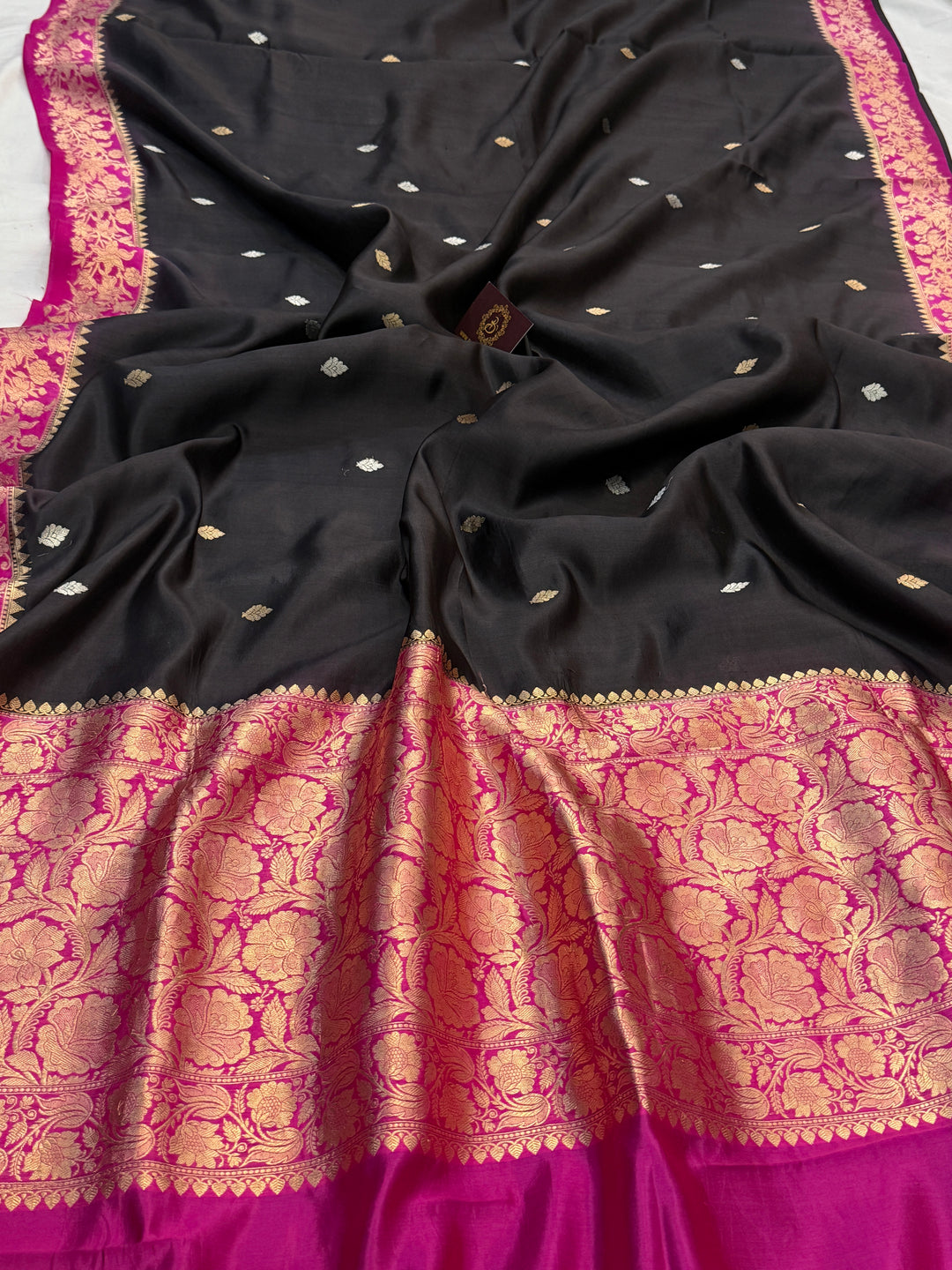 Black Pure Silk Handloom Banarasi Saree