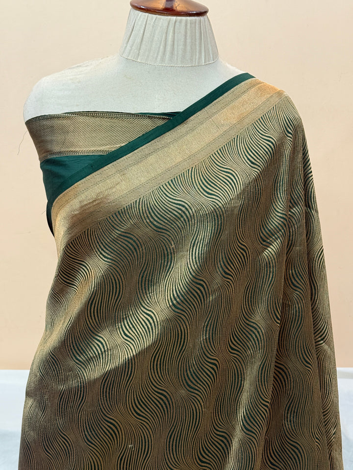 Bottle Green Pure Katan silk Handloom Banarasi Saree