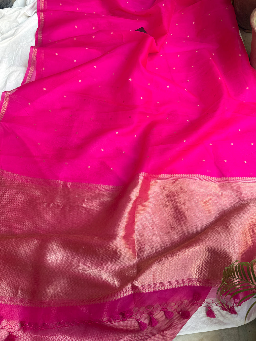 Rani Pink Pure Kora Silk Handloom Banarasi Saree