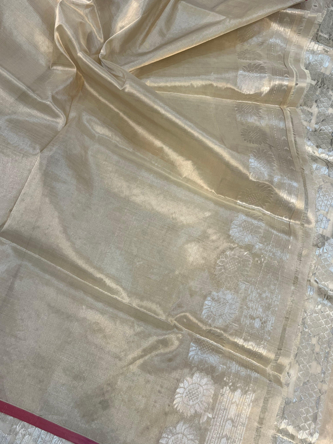 Cream Banarasi Handloom Organza Tissue Silk Saree - Aura Benaras