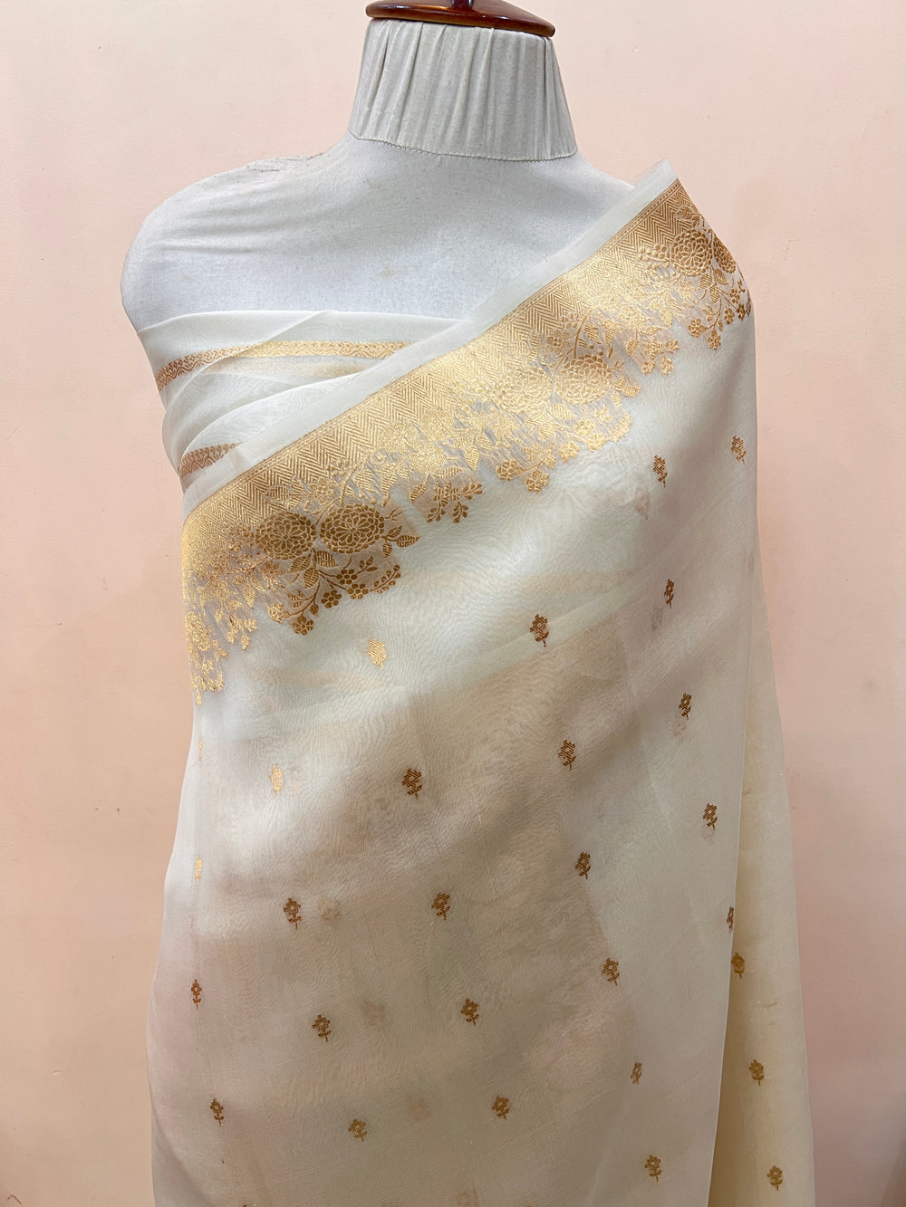 Off White Banarasi Handloom Kora Silk Saree