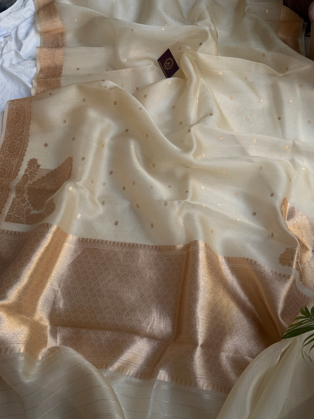 Cream Pure Kora Silk Handloom Banarasi Saree