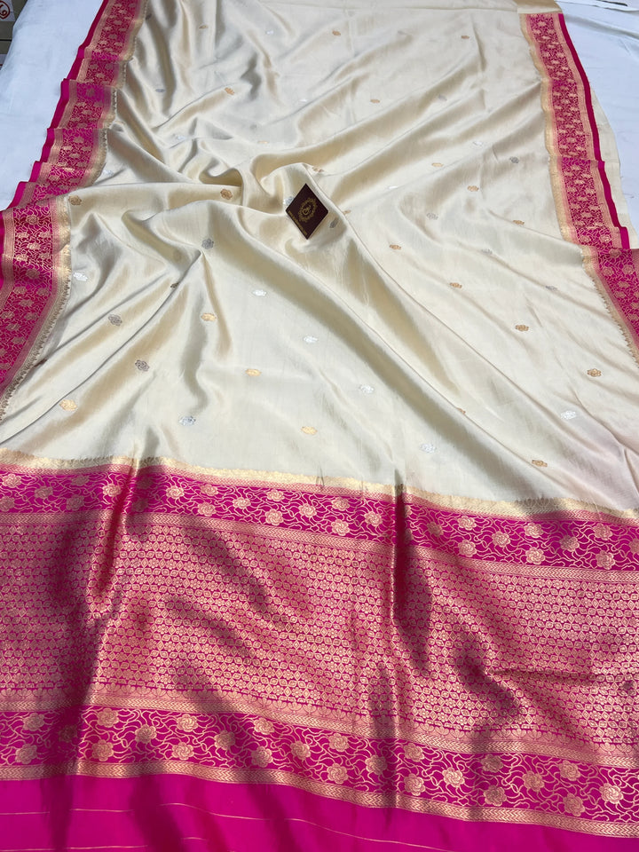 Off white Pure Silk Handloom Banarasi Saree