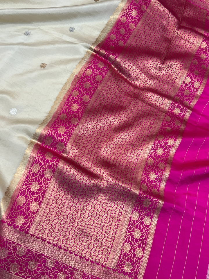 Off white Pure Silk Handloom Banarasi Saree