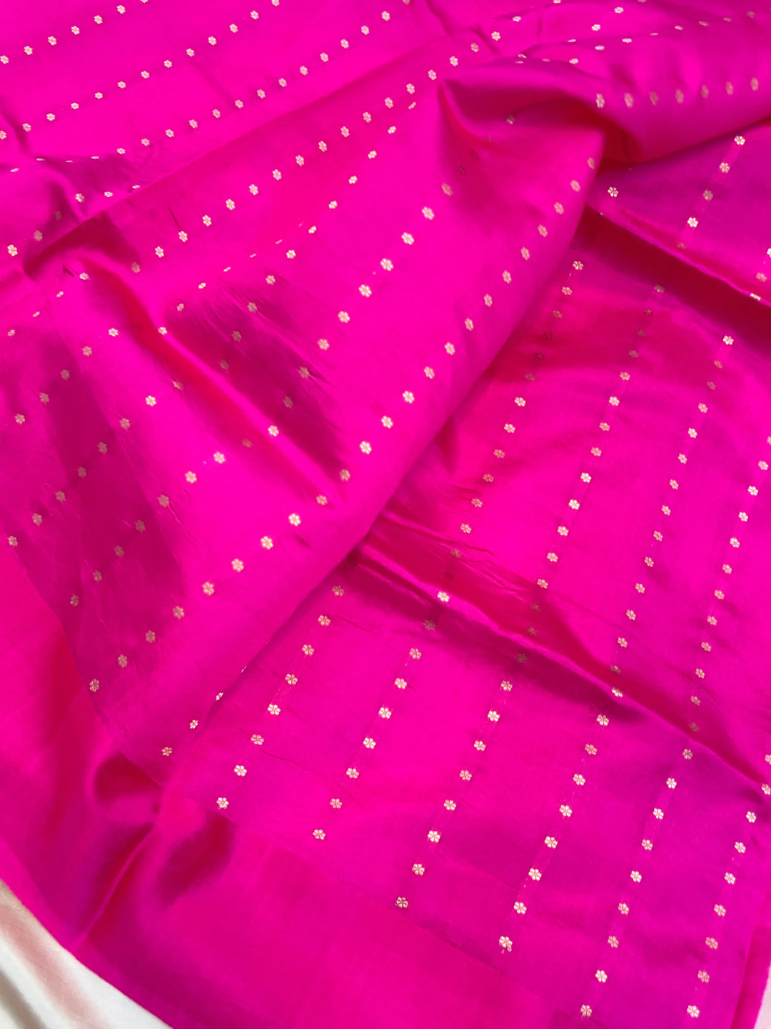 Off white Pure Silk Handloom Banarasi Saree