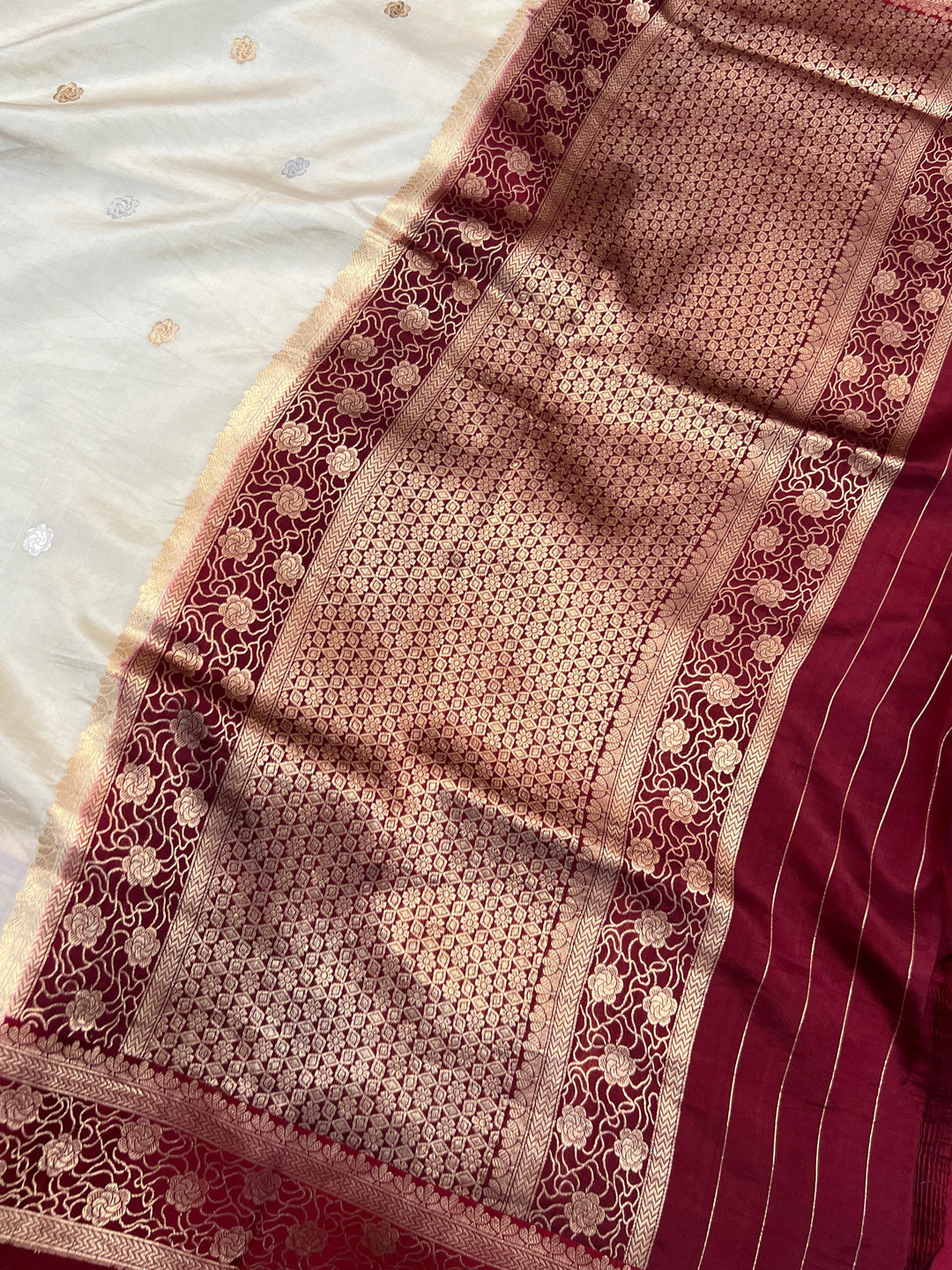 Off white Pure Silk Handloom Banarasi Saree