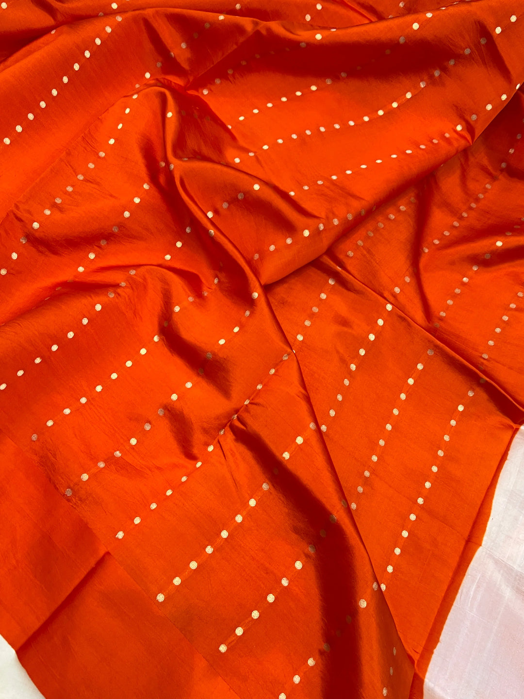 Off white Pure Silk Handloom Banarasi Saree