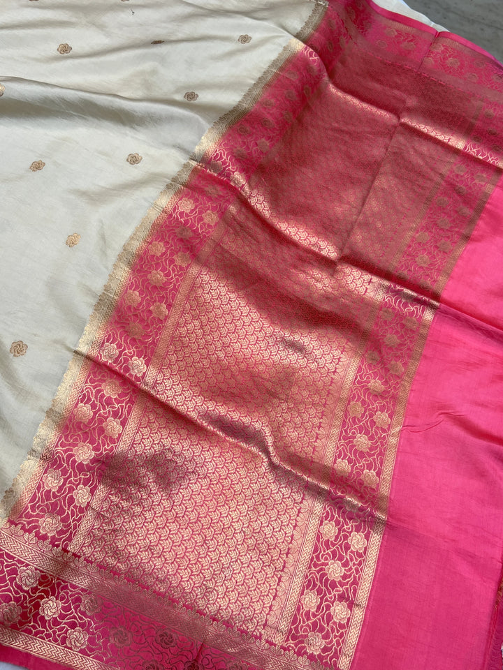 Off white Pure Silk Handloom Banarasi Saree