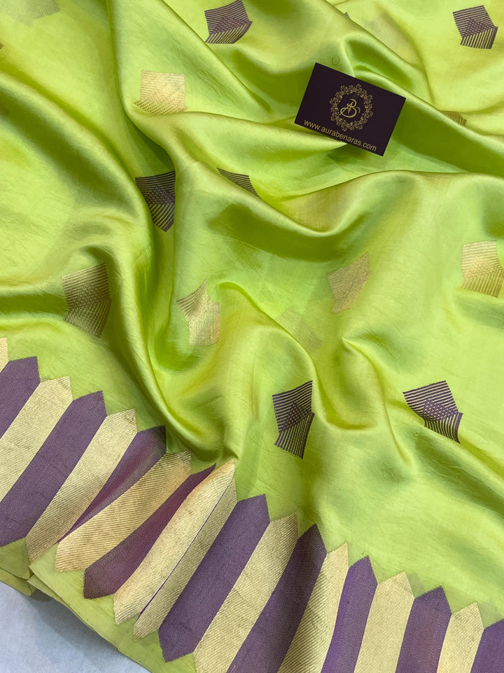 Pista Green Pure Silk Handloom Banarasi Saree