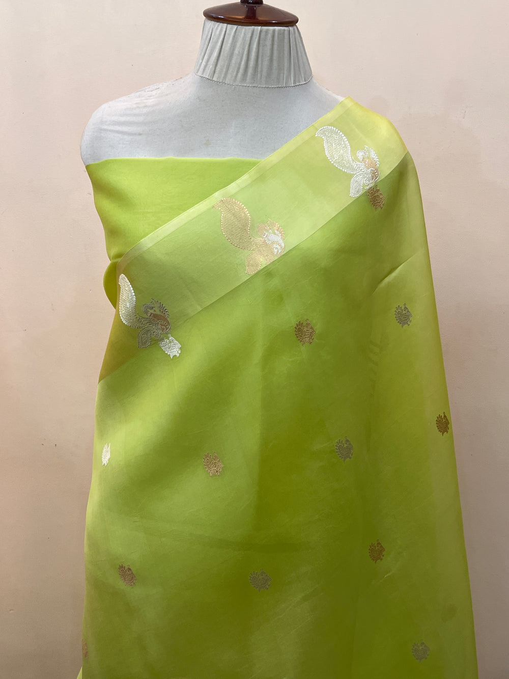 Pista Green Pure Kora Silk Handloom Banarasi Saree