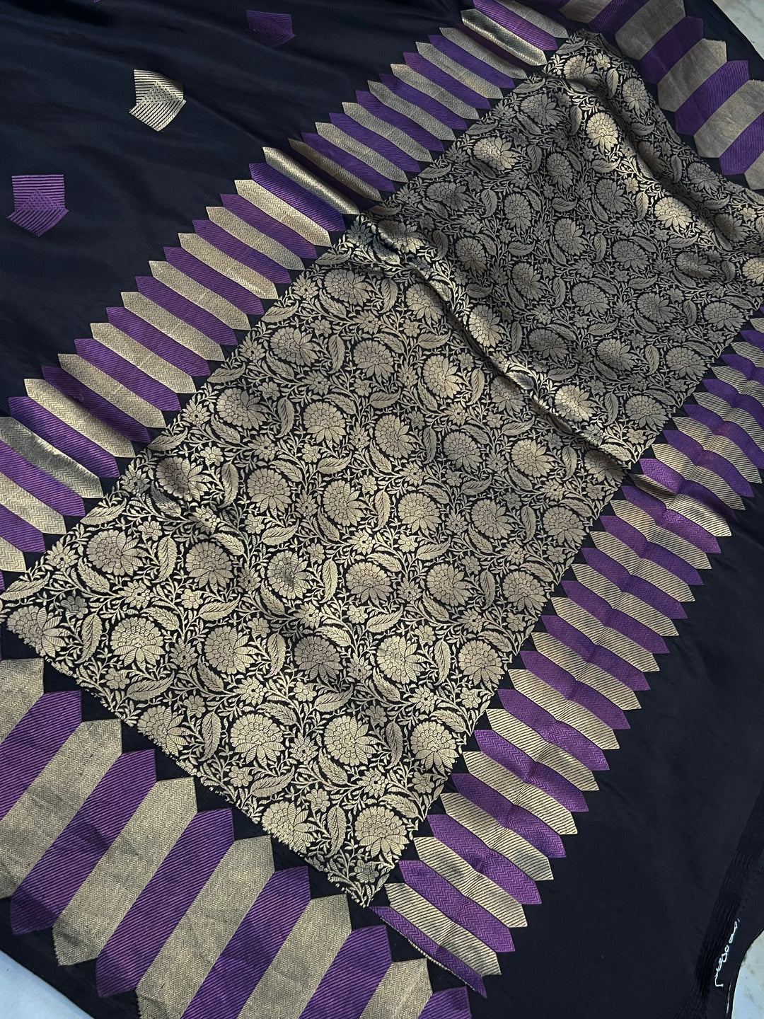 Black Pure Silk Handloom Banarasi Saree