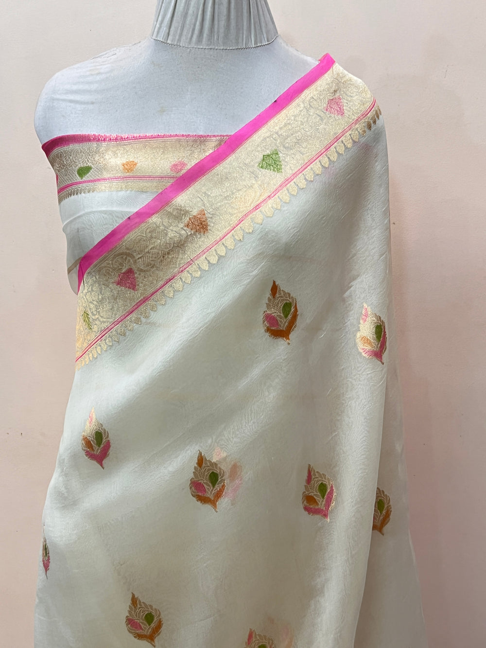 White Pure Kora Silk Handloom Banarasi Saree