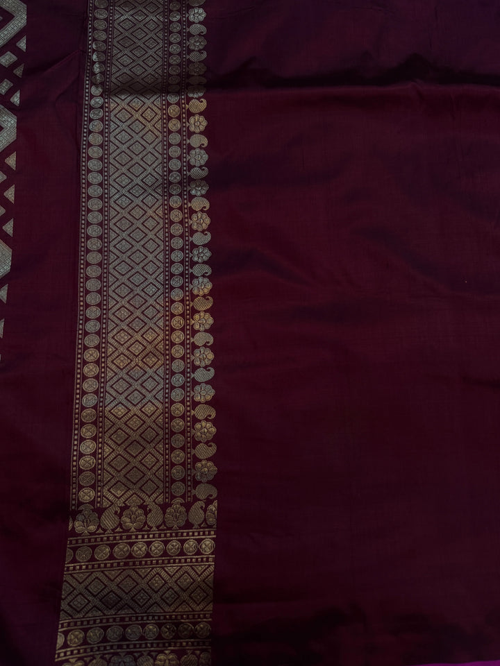 Brown Pure Katan silk Handloom Banarasi Saree