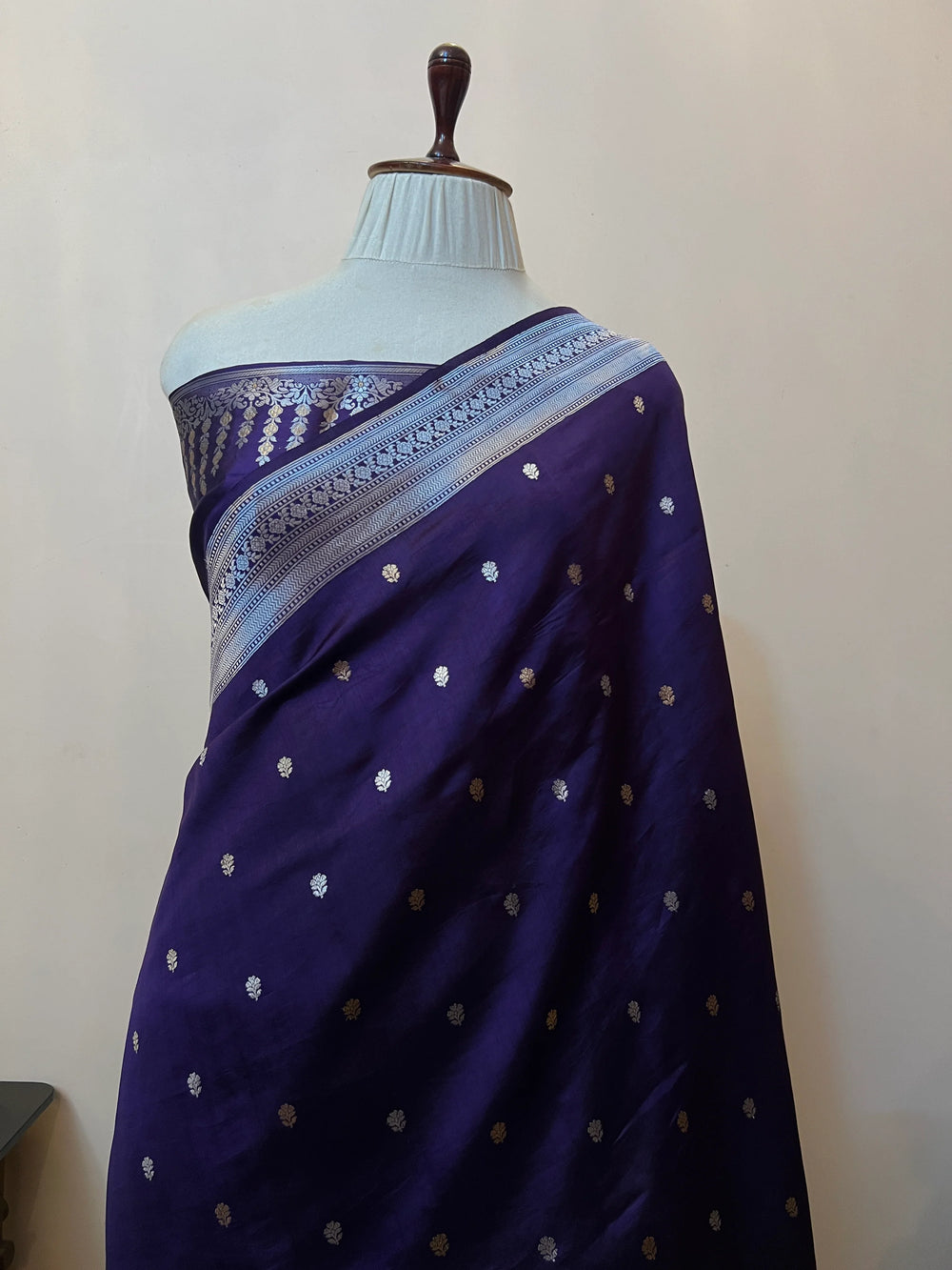 Navy Pure Silk Handloom Banarasi Saree