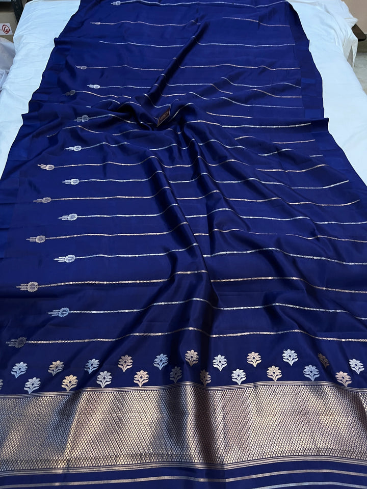 Navy Pure Silk Handloom Banarasi Saree