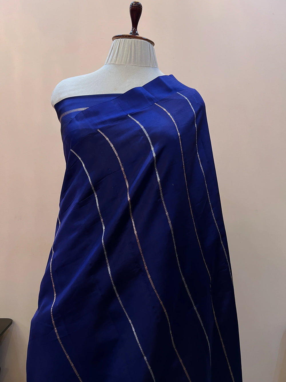 Navy Pure Silk Handloom Banarasi Saree
