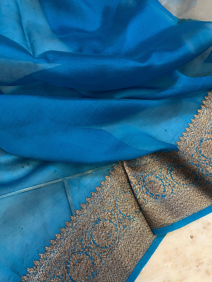 Smoke Grey Banarasi Handloom Kora Silk Saree - Aura Benaras