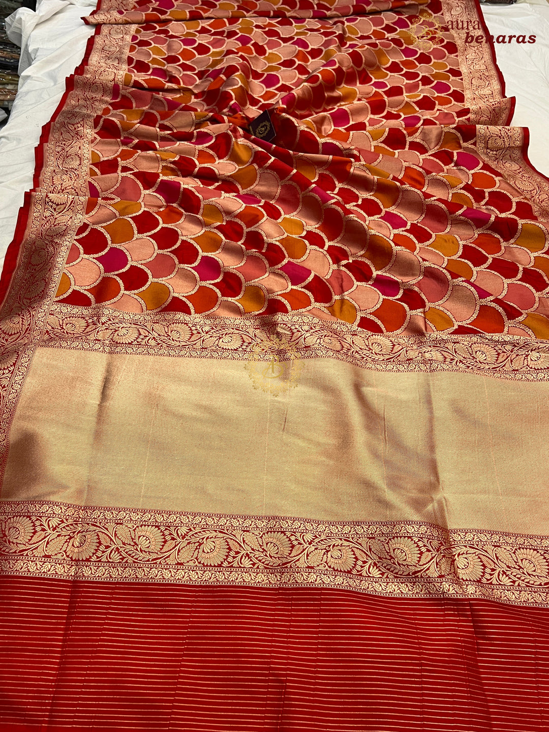 Buy Red Rangkaat Banarasi Katan Silk Saree - AuraBenaras