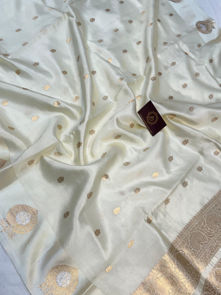 Cream Pure Banarasi Handloom Silk Saree - Aura Benaras