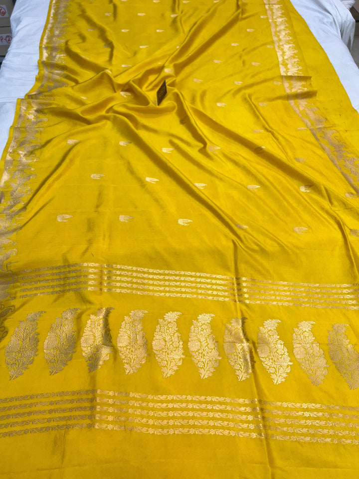 Yellow Pure Katan Silk Handloom Banarasi Saree