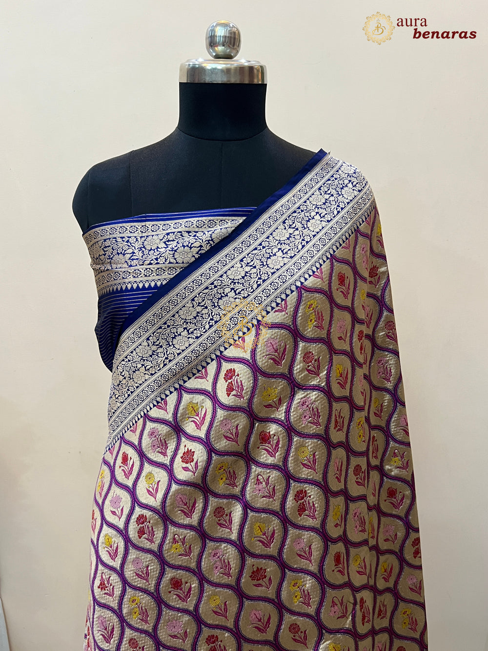Buy Navy Blue Rangkaat Banarasi Katan Silk Saree - AuraBenaras