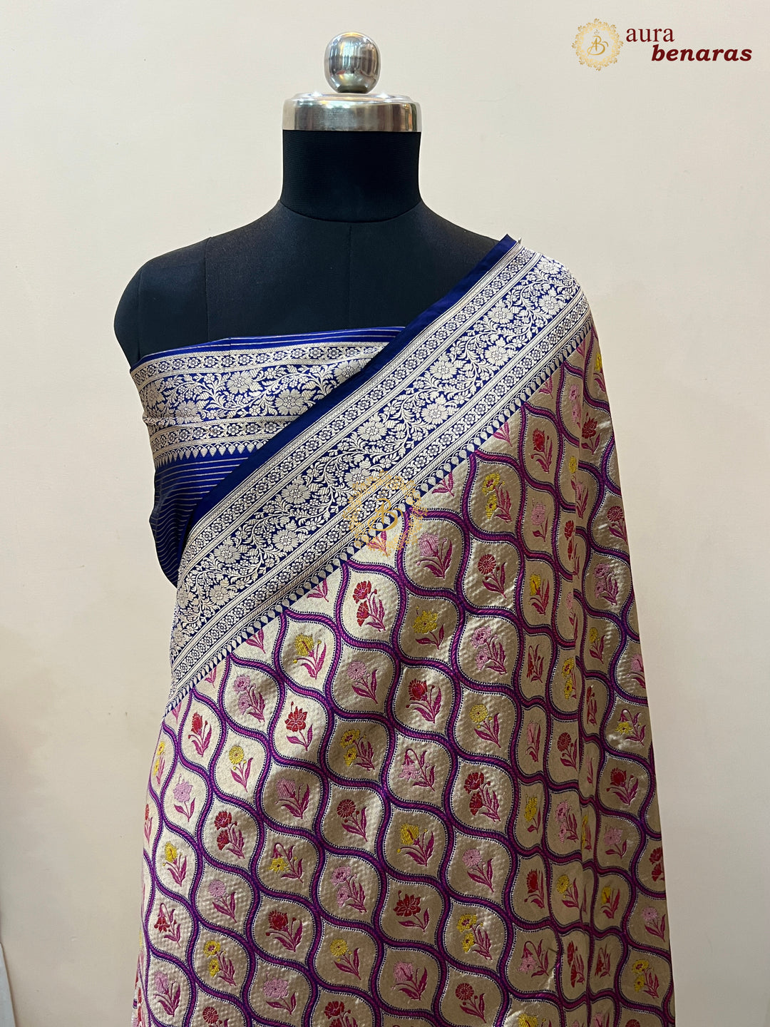 Buy Navy Blue Rangkaat Banarasi Katan Silk Saree - AuraBenaras