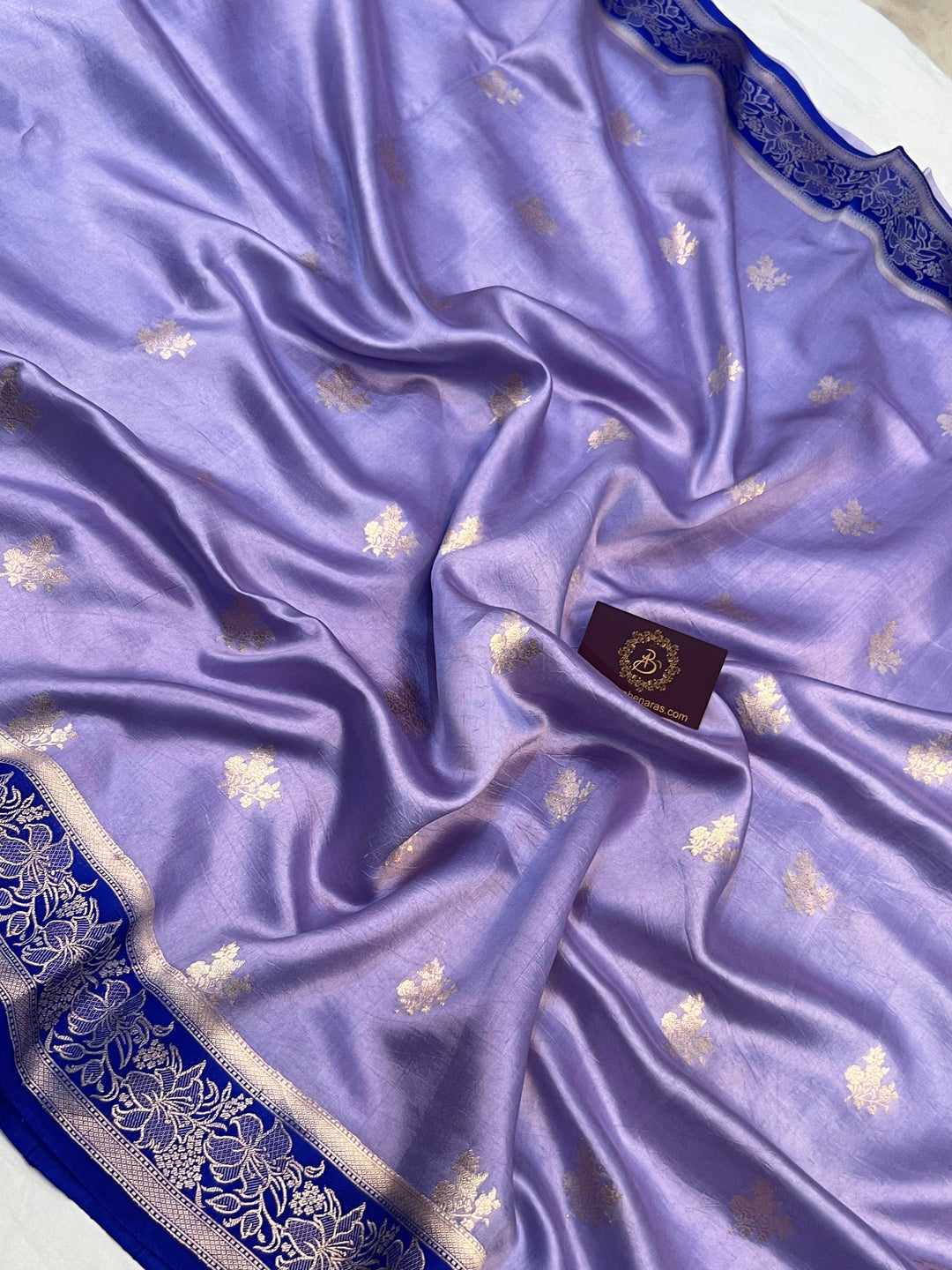 Kadhwa Banarasi border in gold zari on pure silk bridal saree