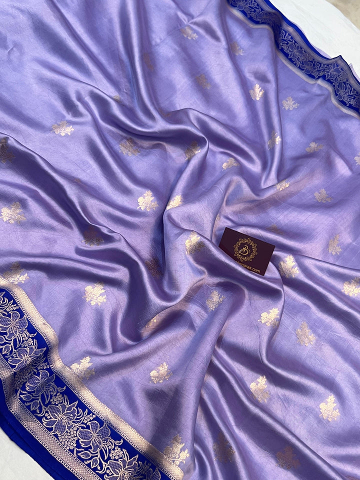 Kadhwa Banarasi border in gold zari on pure silk bridal saree