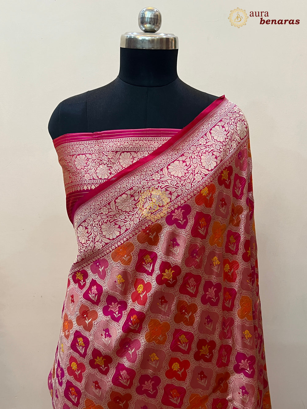 Buy Rani Pink Rangkaat Banarasi Katan Silk Saree - AuraBenaras