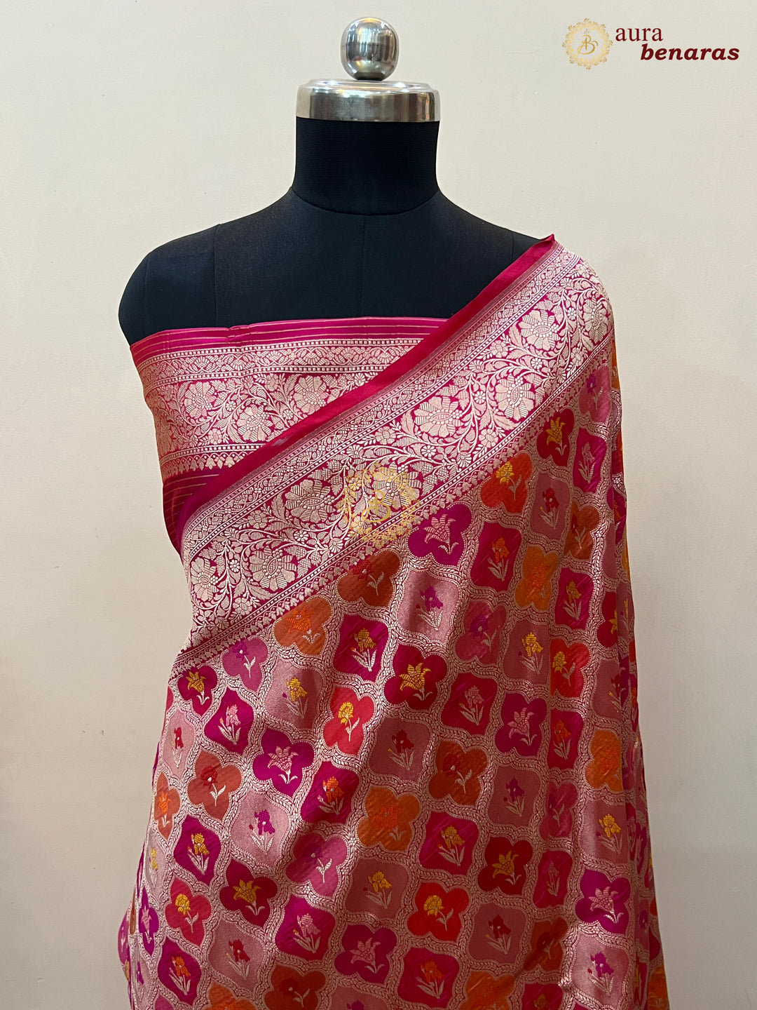 Buy Rani Pink Rangkaat Banarasi Katan Silk Saree - AuraBenaras