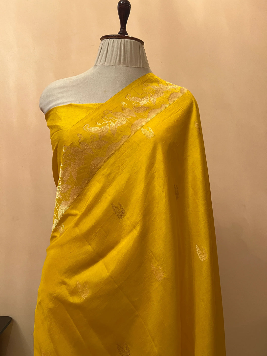Yellow Pure Katan Silk Handloom Banarasi Saree