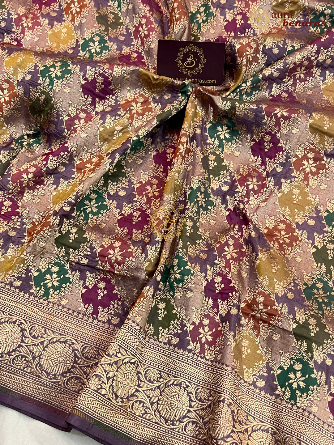 Buy Dusty Lavender Rangkaat Banarasi Katan Silk Saree - AuraBenaras