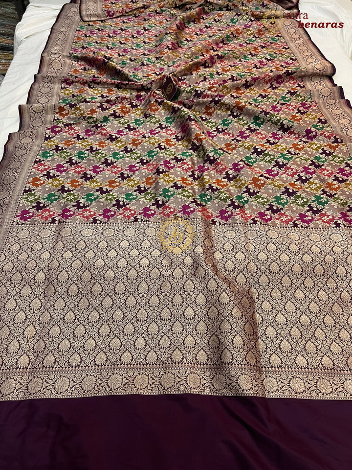 Buy Wine Rangkaat Banarasi Katan Silk Saree - AuraBenaras