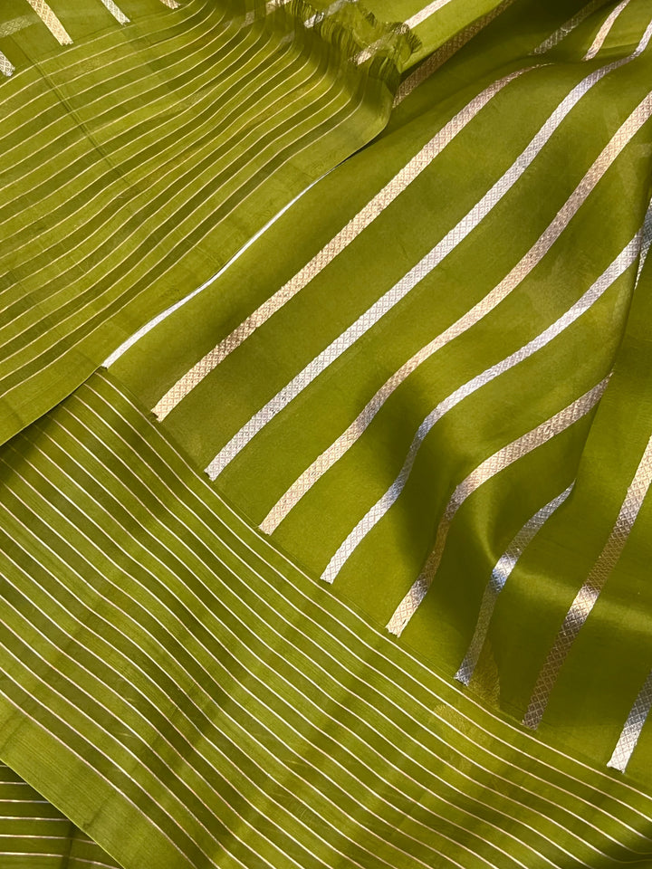 Handwoven Neon Green Kora Silk Banarasi saree with Kadwa Meenakari bird butas