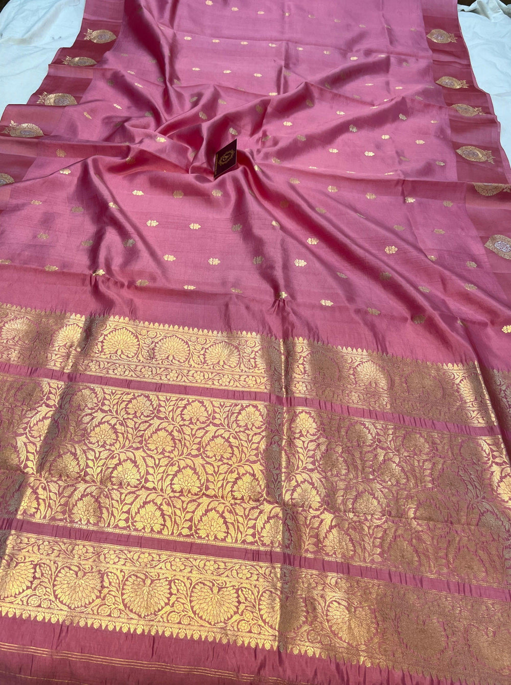 Pink Pure Banarasi Handloom Silk Saree - Aura Benaras