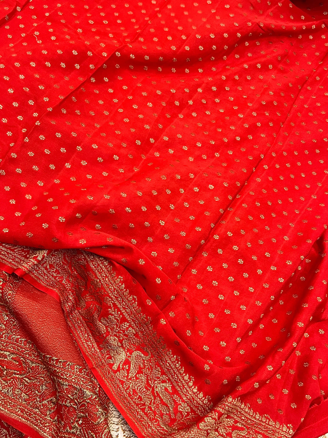 Cream Pure Crepe Silk Handloom Banarasi Saree