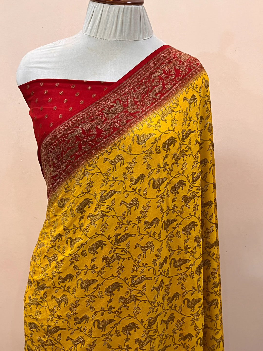 Yellow Pure Crepe Silk Handloom Banarasi Saree
