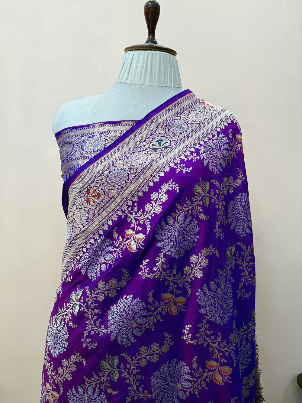Magenta Purple Pure Katan Silk Handloom Saree | Aura Benaras