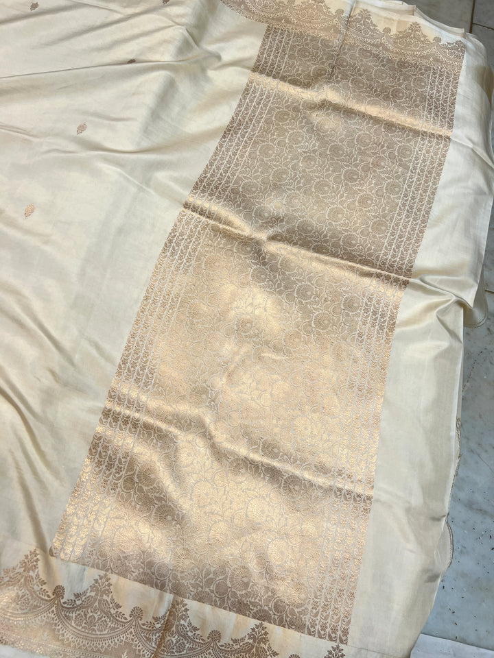 Off White Pure Katan Silk Banarasi Handloom Saree