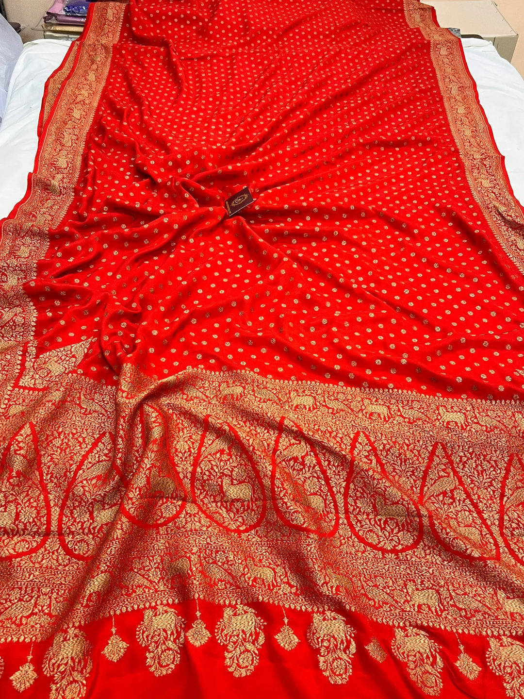 Red Pure Crepe Silk Handloom Banarasi Saree
