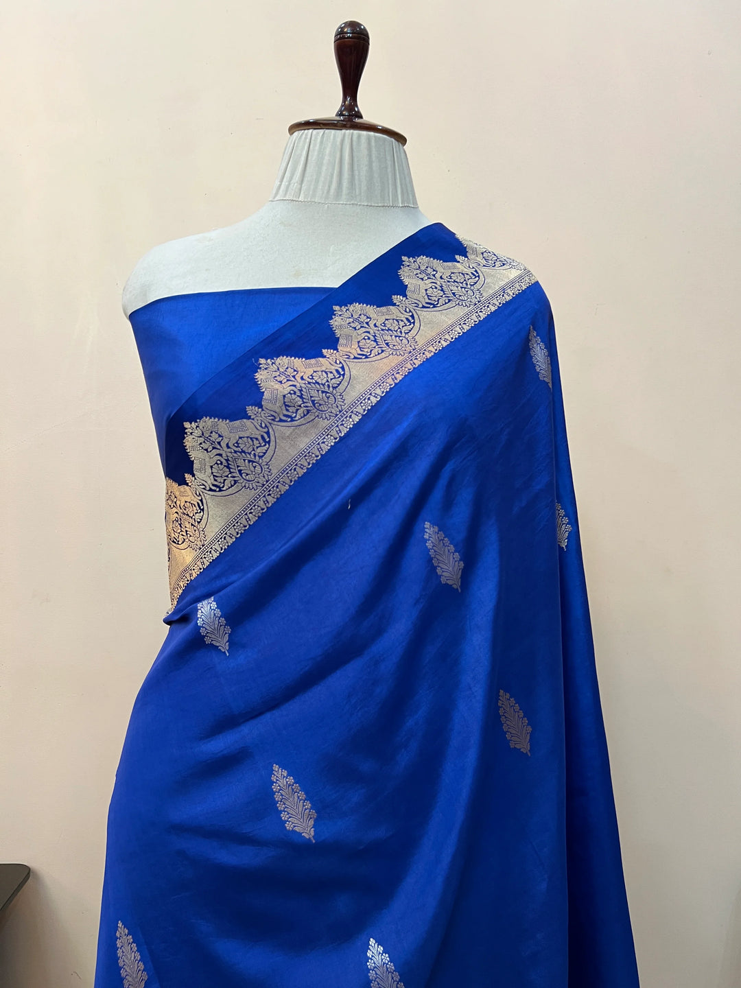 Royal Blue Pure Katan Silk Banarasi Handloom Saree