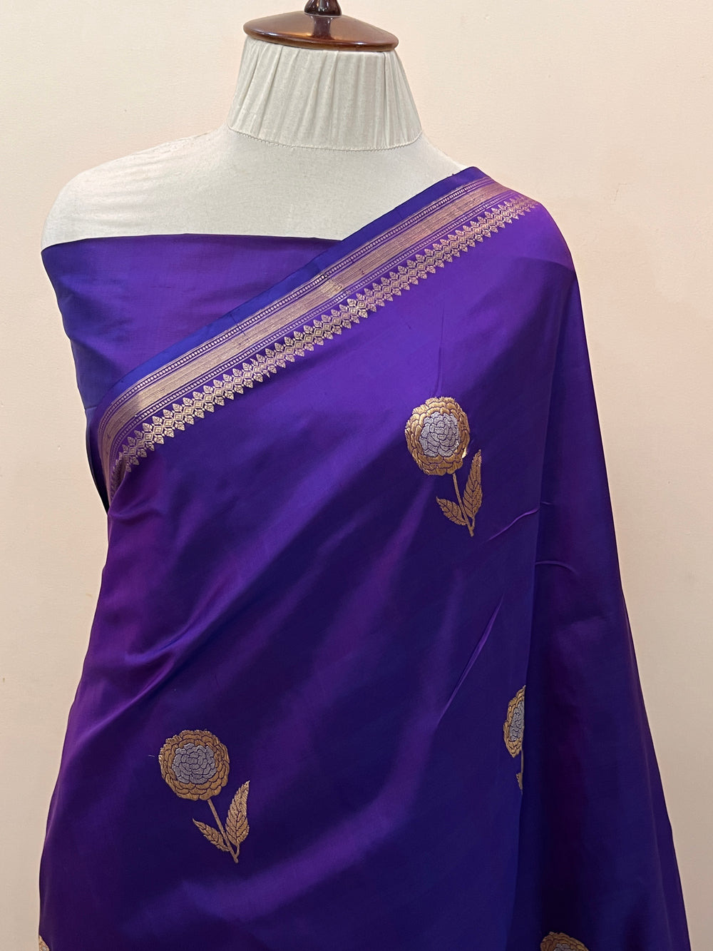Purple Pure Katan Silk Handloom Banarasi Saree