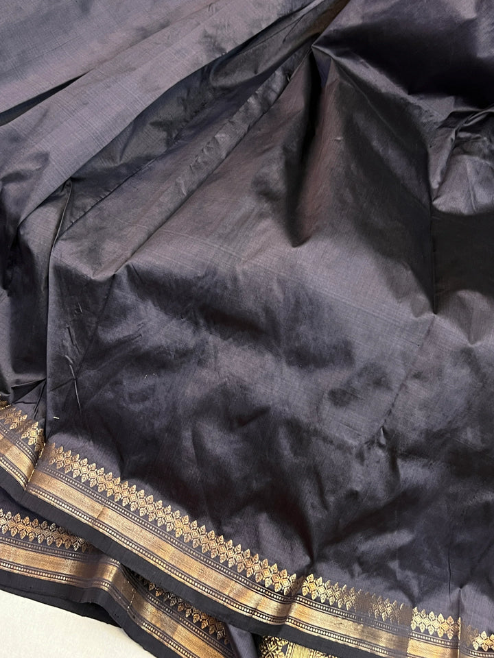 Gray Pure Katan Silk Handloom Banarasi Saree