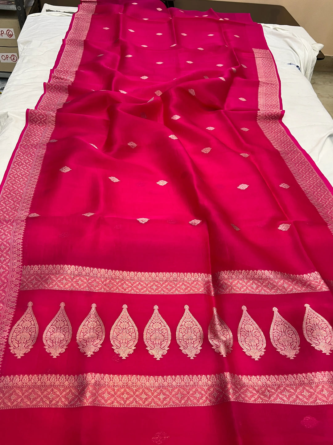 Rani Pink Pure Kora Silk Handloom Banarasi Saree