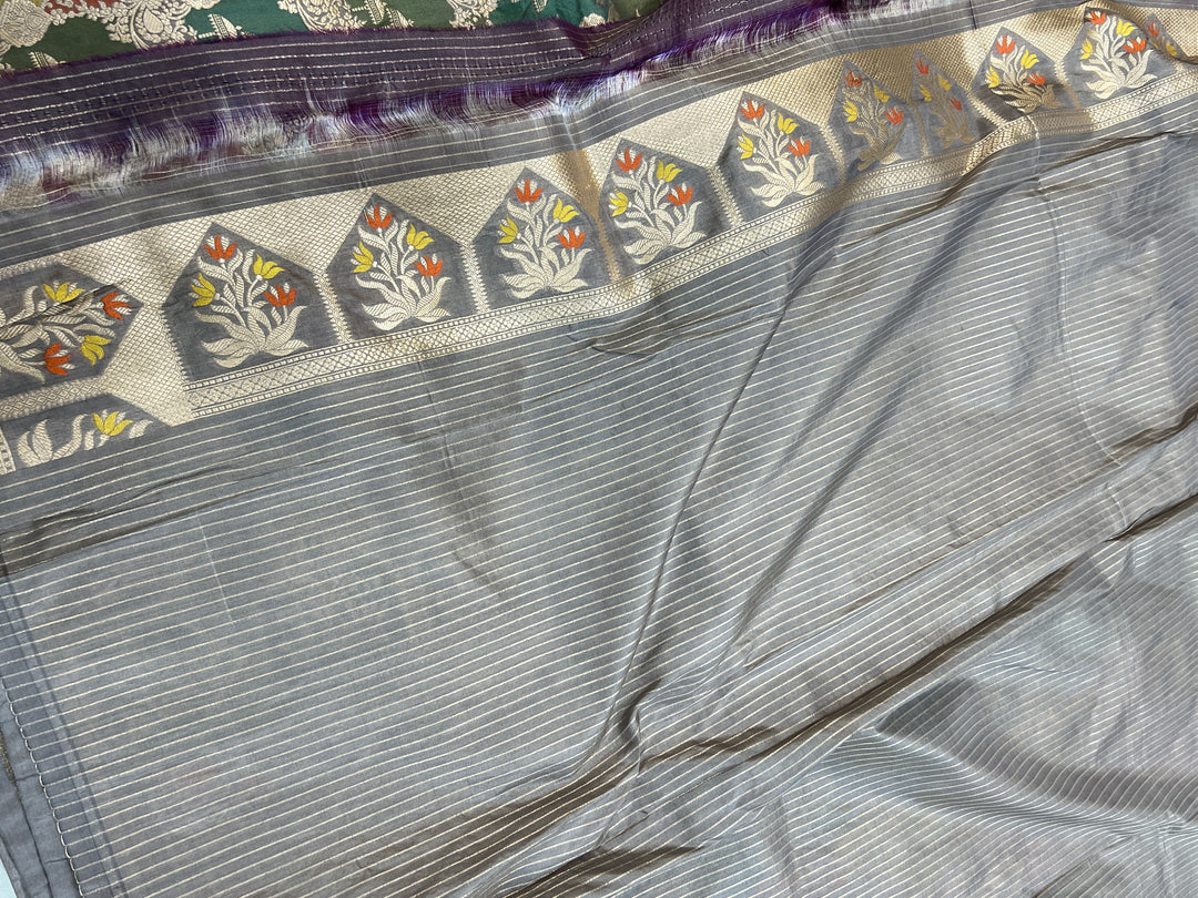 Buy Light Grey Rangkaat Banarasi Katan Silk Saree - AuraBenaras