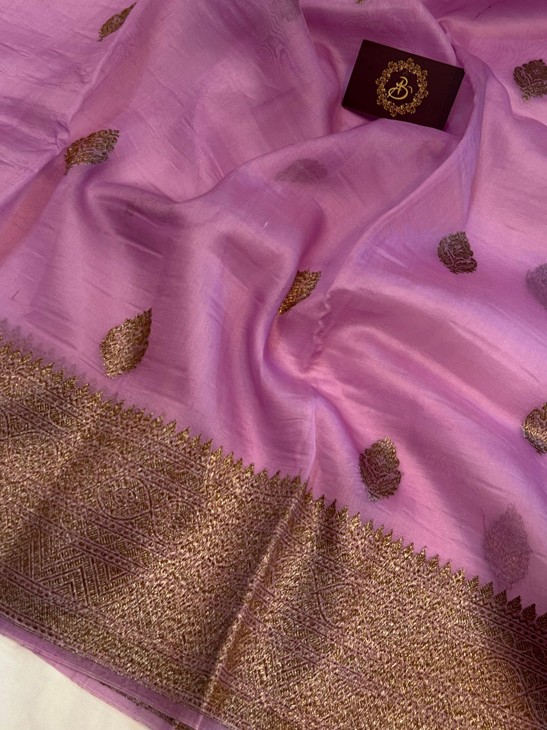 Lavender Banarasi Handloom Kora Silk Saree - Aura Benaras